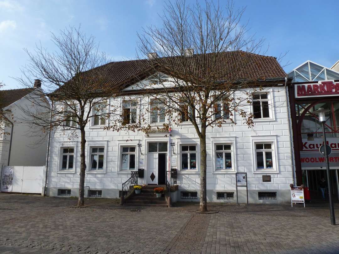 Neheim City Office景点图片