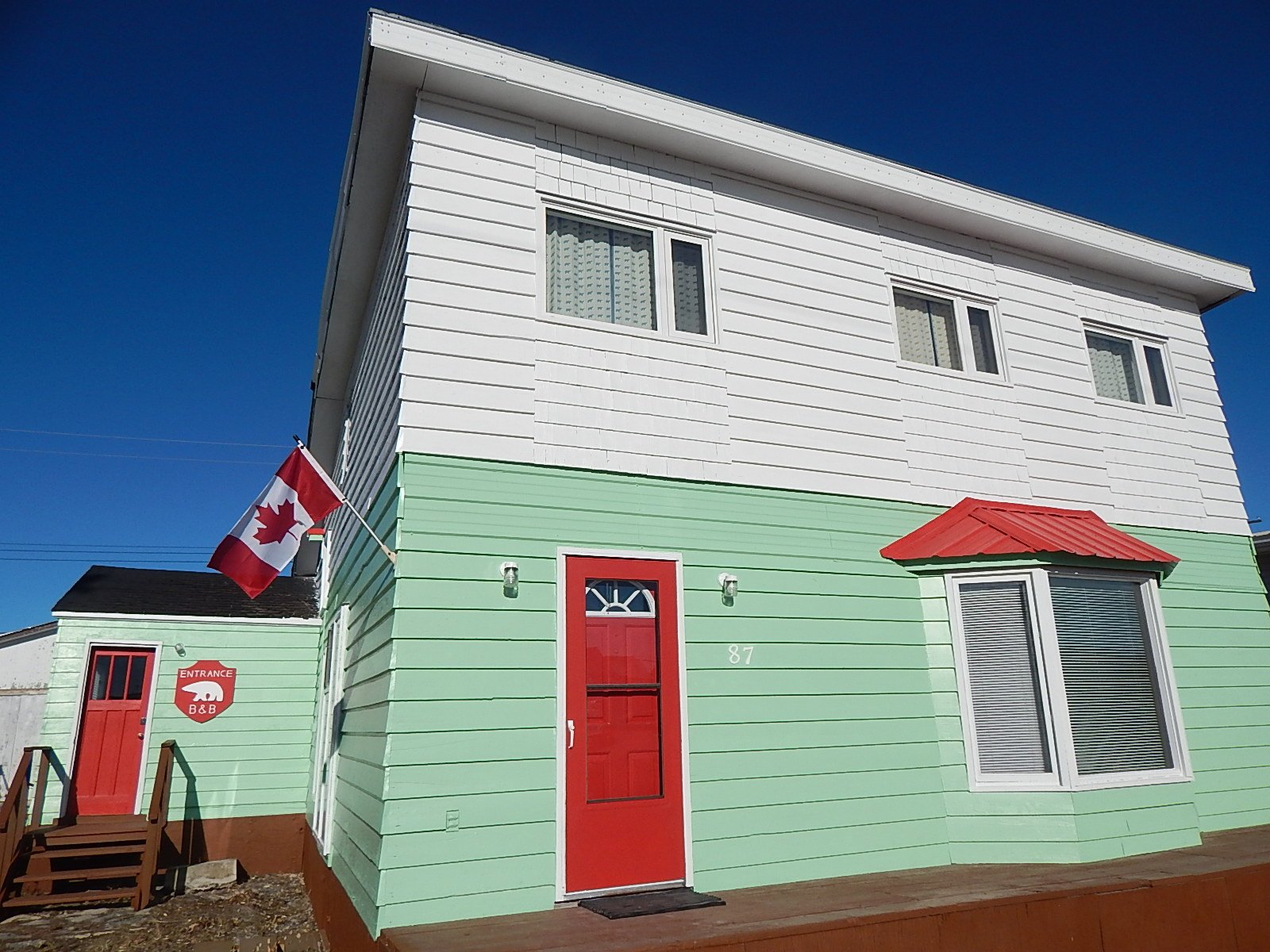 Churchill Polar Bear B & B-官方