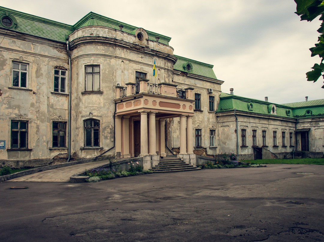 Palace Plotskikh-Chervonohrad必去景点