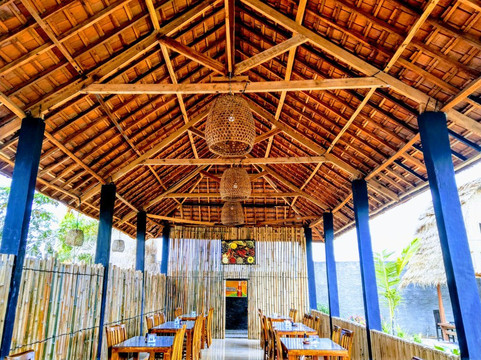 Pringgarata餐馆和美食-Keker Restaurant