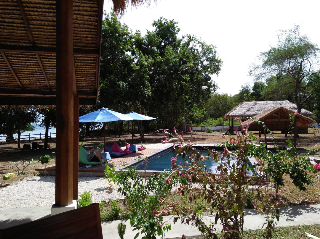 Moyo Island Resort主图