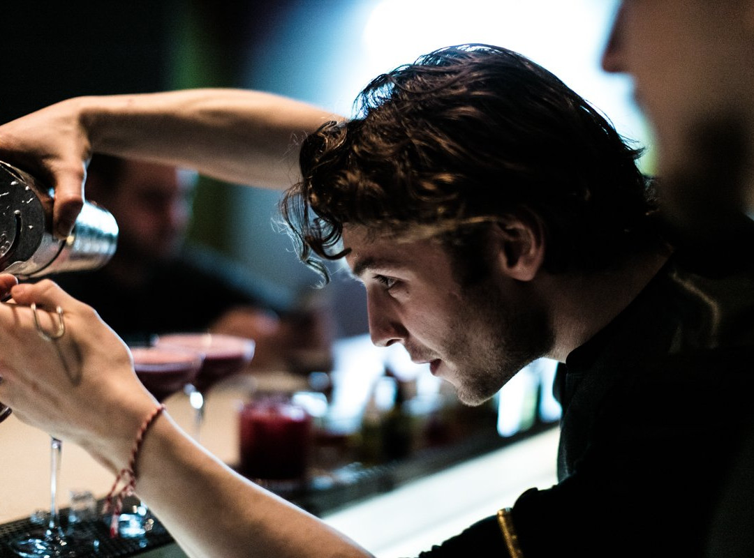 Artson Cocktail Bar-雷克雅未克必去景点