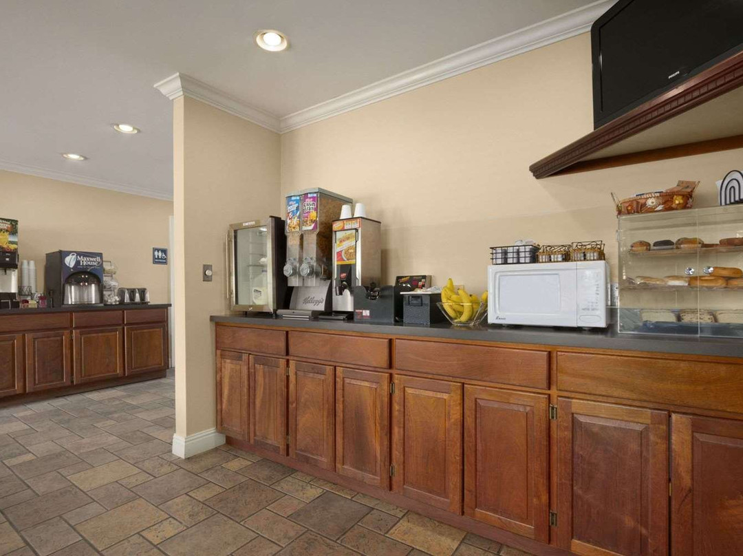 Days Inn by Wyndham Alexander City主图