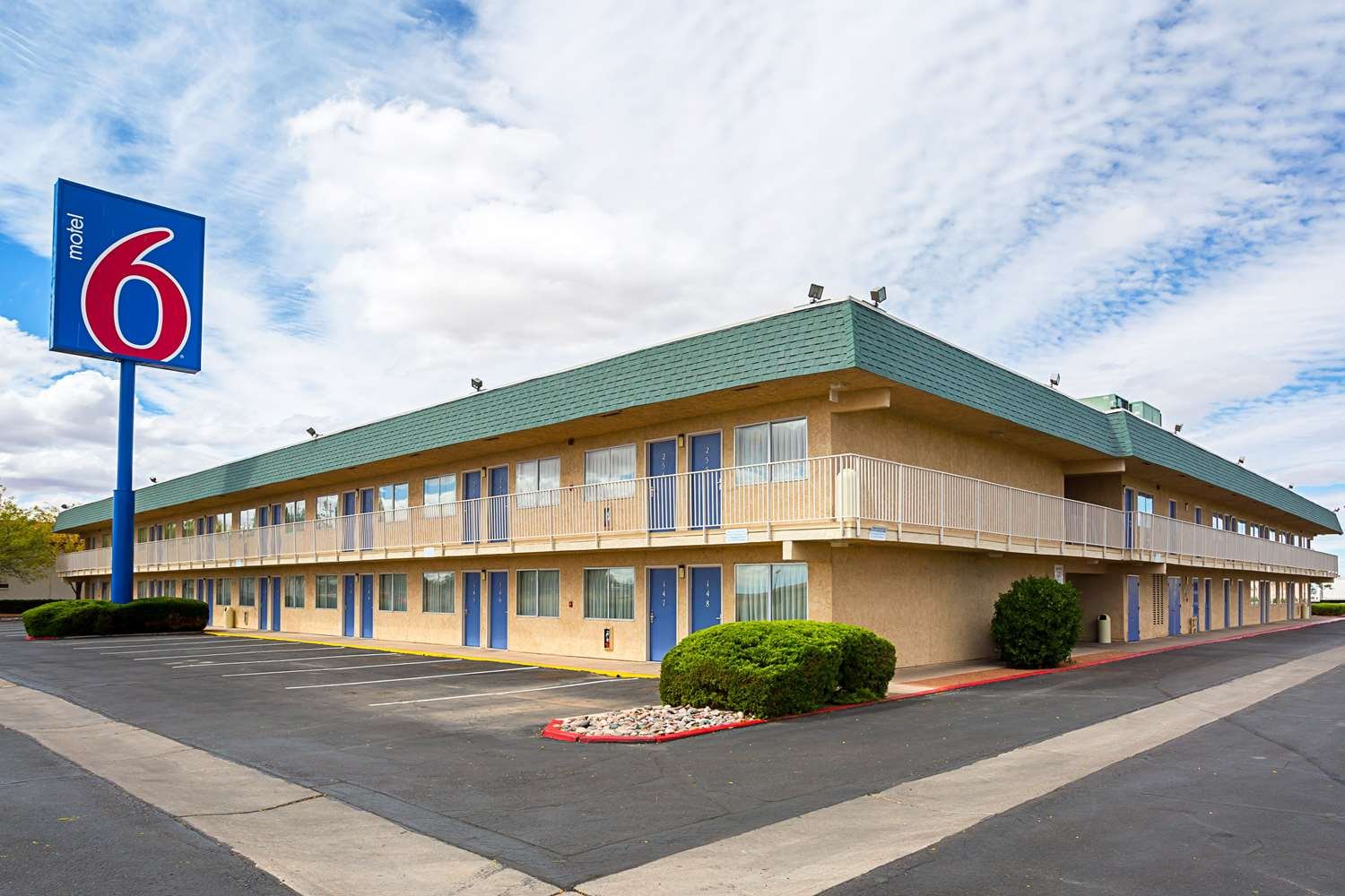 Motel 6 Holbrook-官方