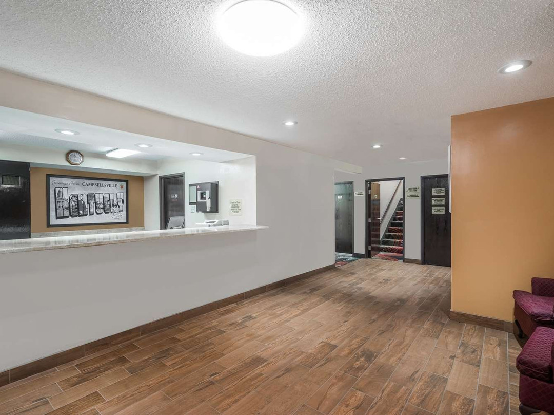 Super 8 by Wyndham Campbellsville KY主图