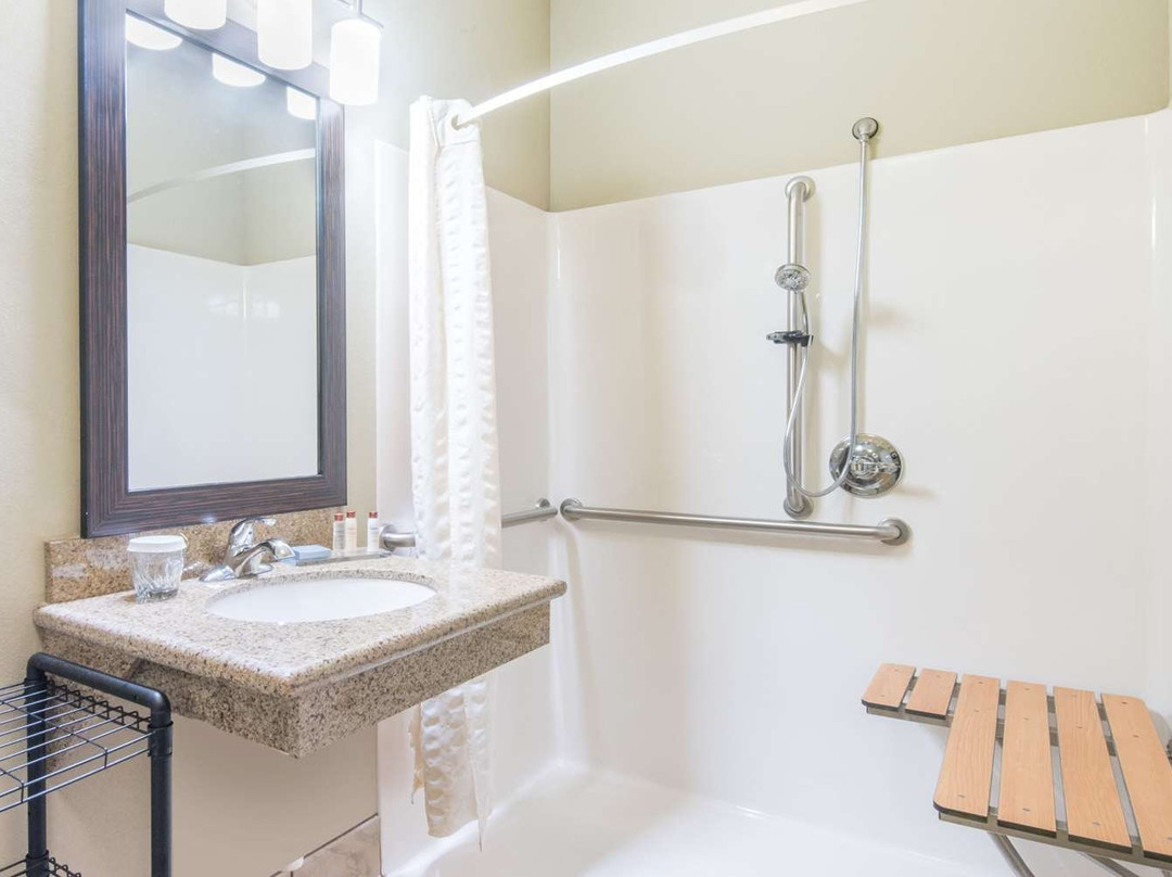 Hawthorn Suites by Wyndham Williston主图