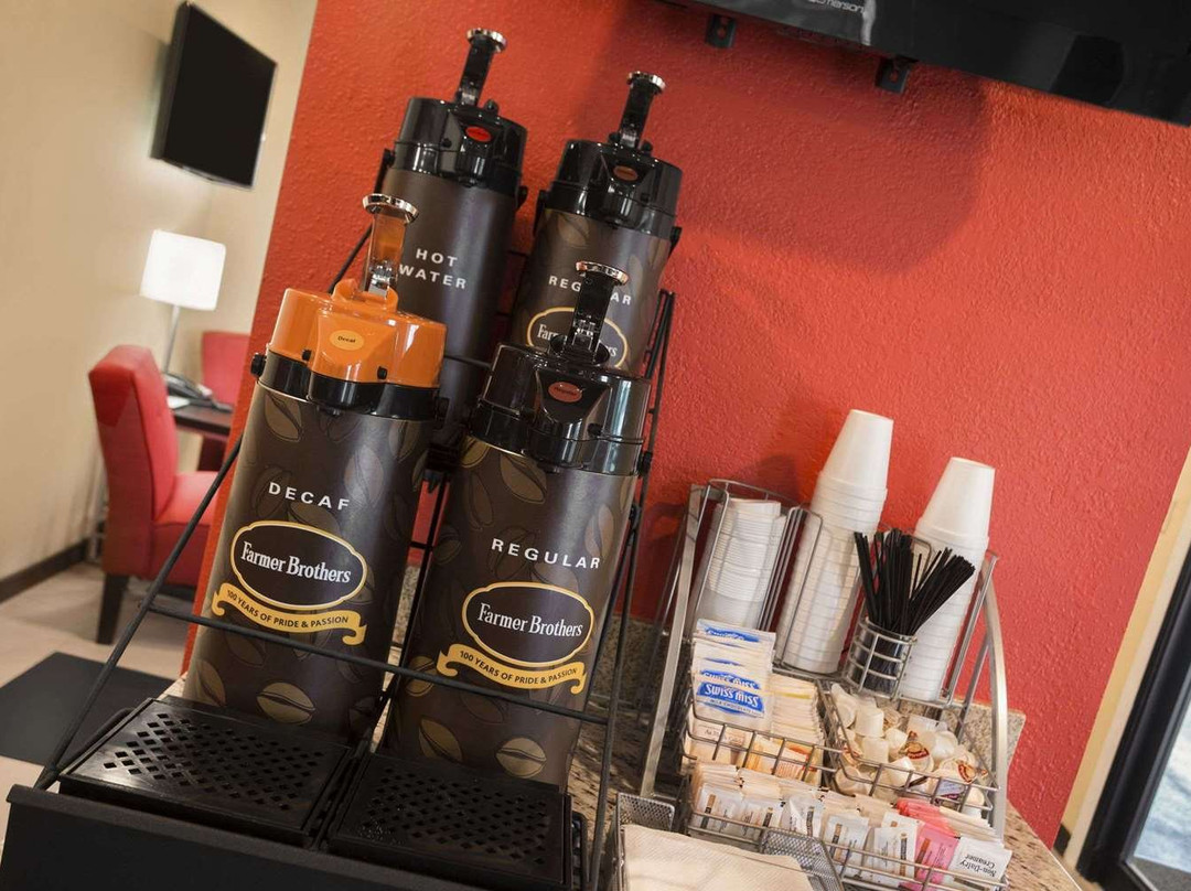 Super 8 by Wyndham Henryetta主图