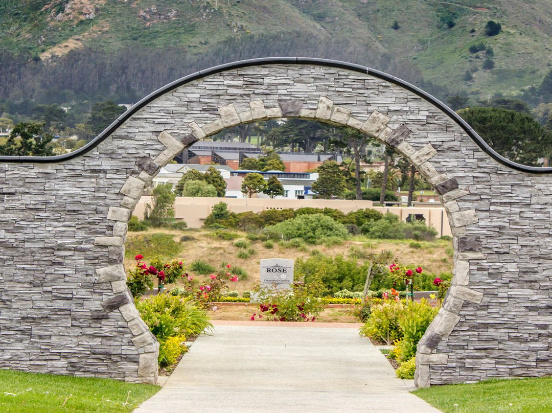 Woodlawn Funeral Home-Colma必去景点