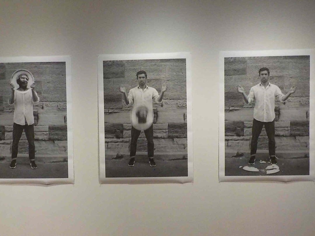 Incinerator Gallery景点图片