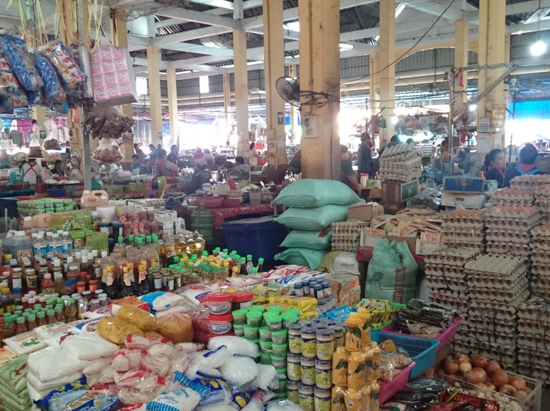 Salavan Market-沙拉湾必去景点