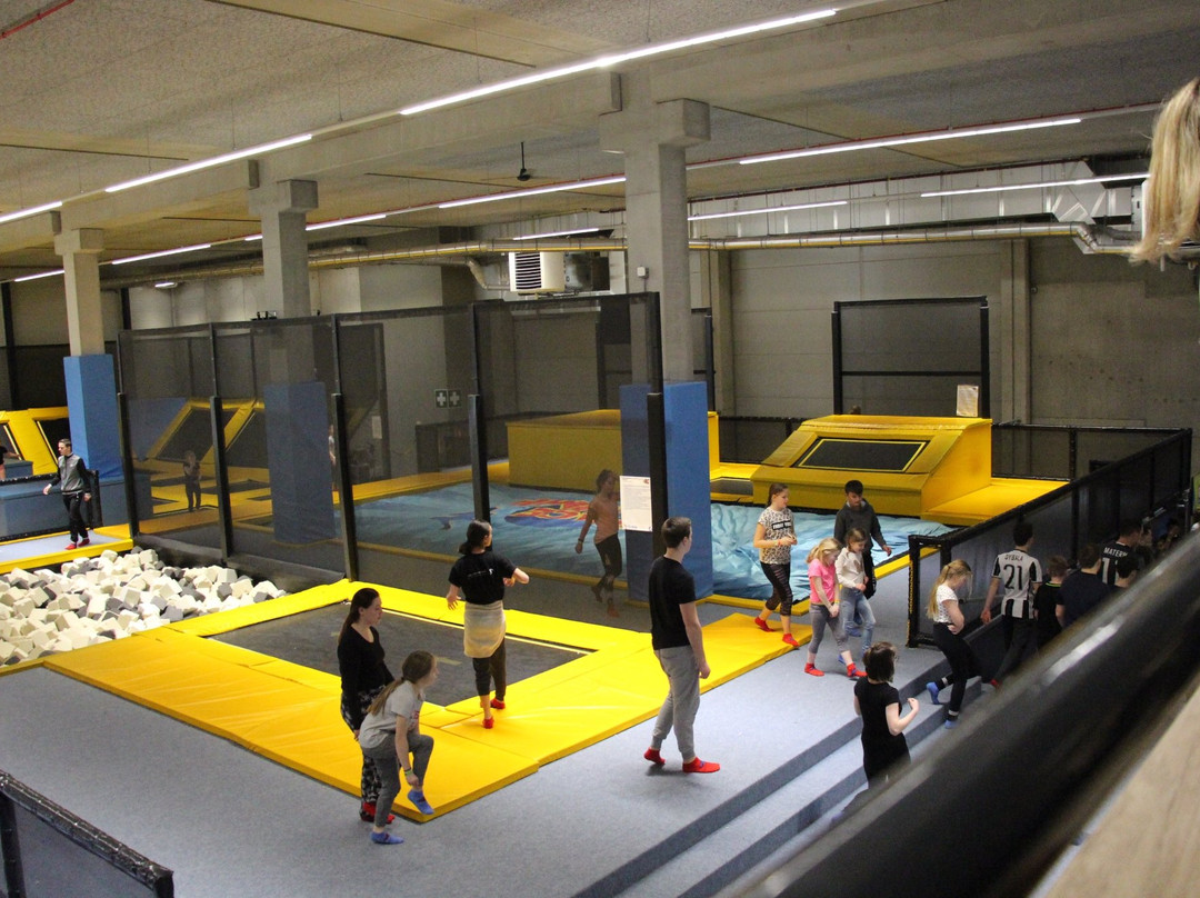 Space Jump Parkstad-科尔克拉德必去景点