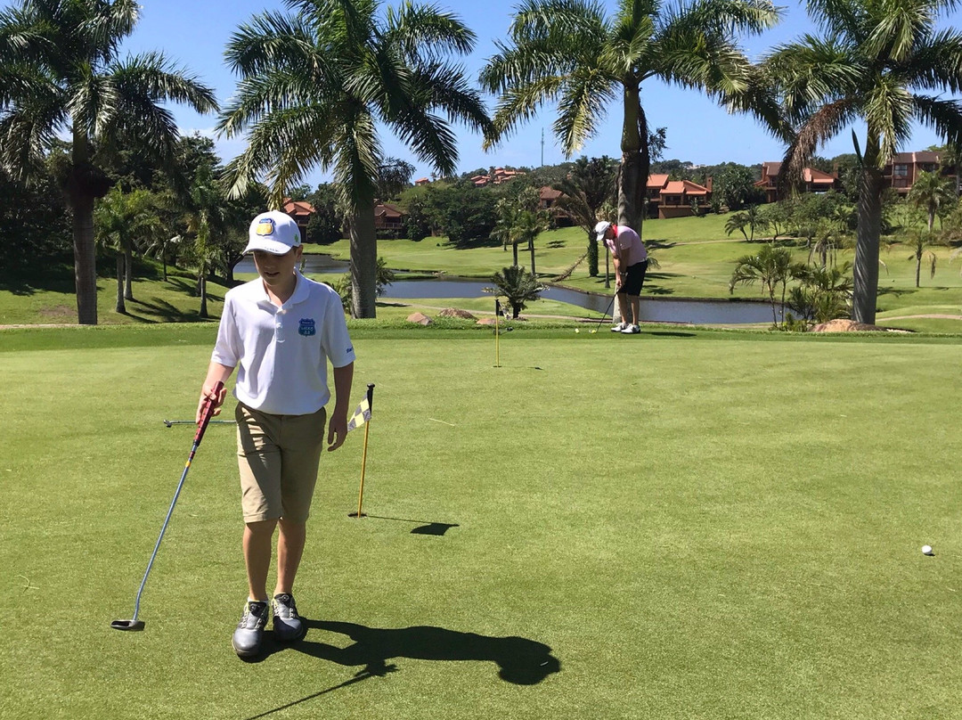 San Lameer Country Club景点图片