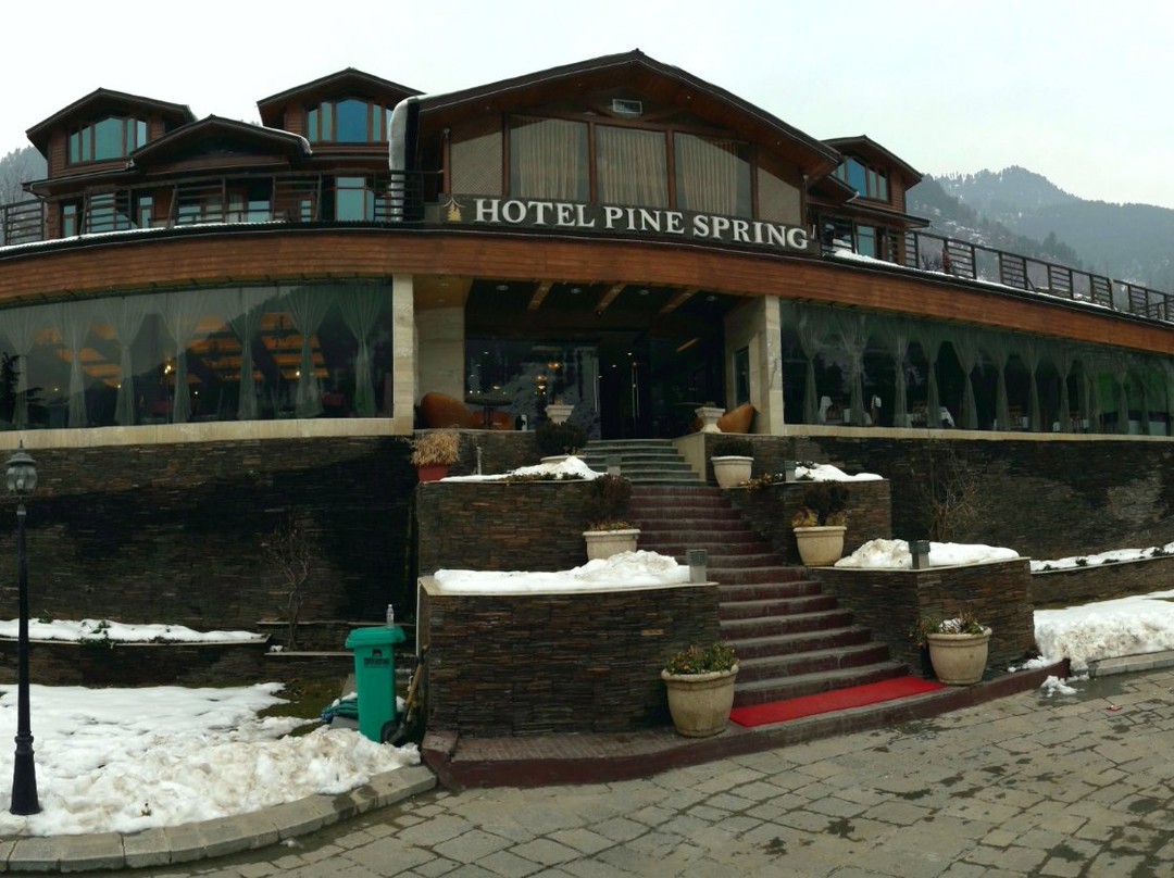 Hotel Pine Spring主图