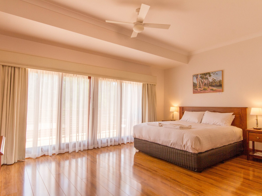 Birdwood Motel主图