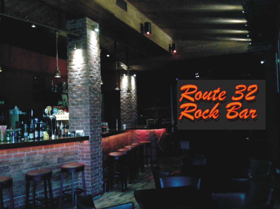 Argyroupoli旅游景点-Route 32