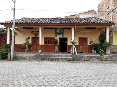 Crucita Backpackers Lodging