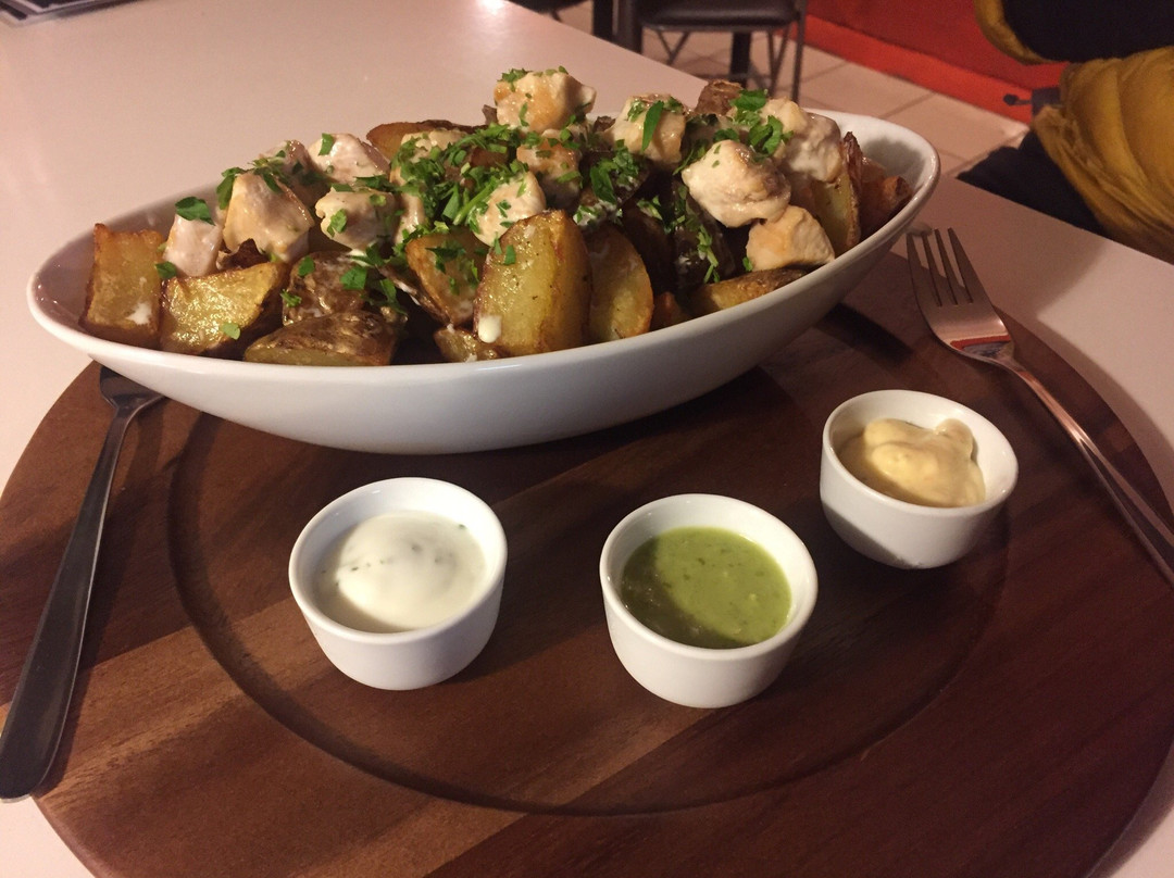 Purranque餐馆和美食-El Cine Restobar