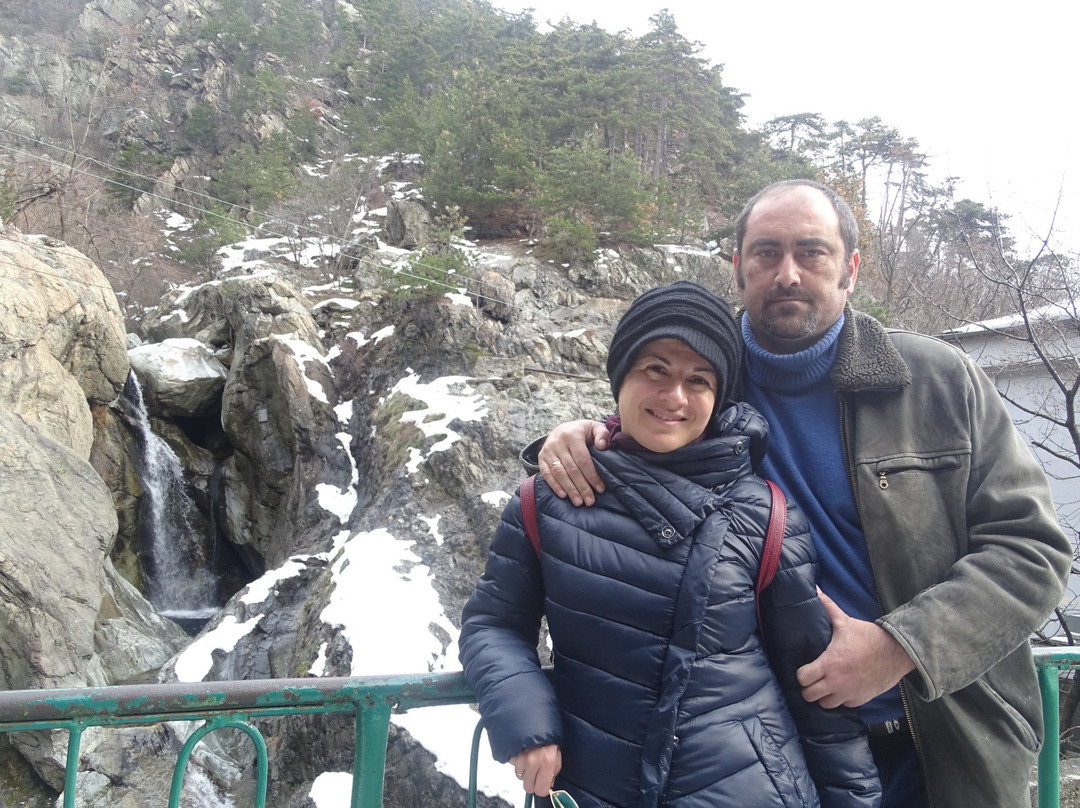 Suchurum Waterfall-卡尔洛沃必去景点