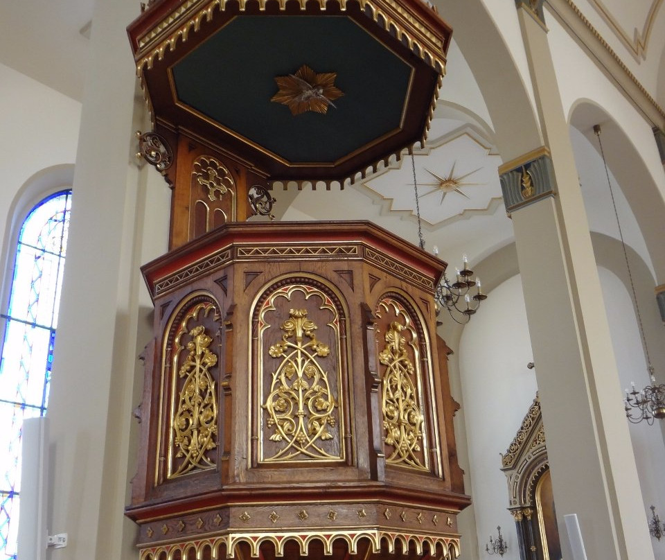 Eglise Saint Nicolas-Courroux必去景点