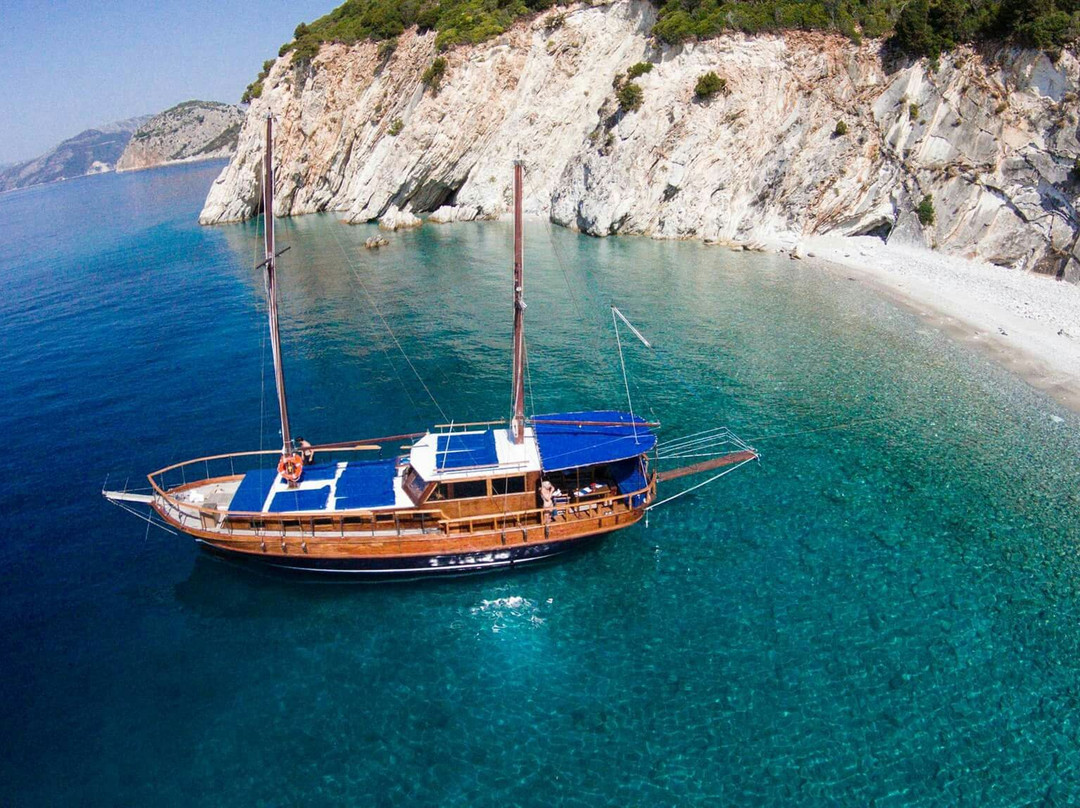 Lefkada Cruise Agios Dimitrios-Lefkada Town必去景点