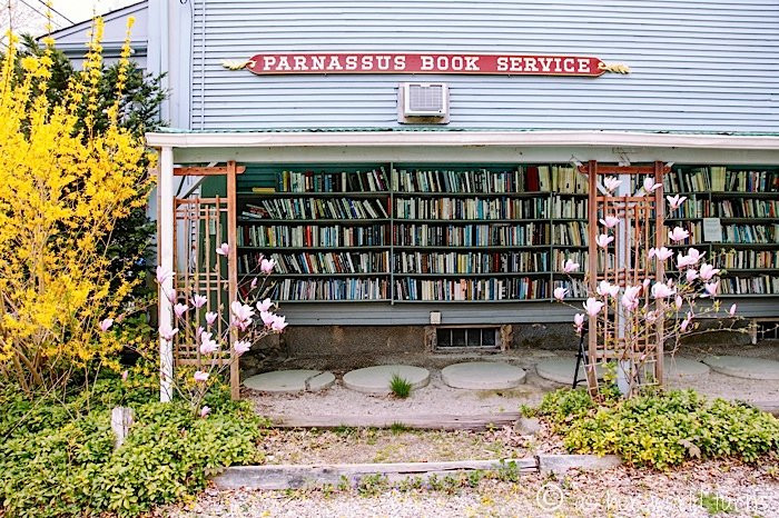Parnassus Book Service景点图片