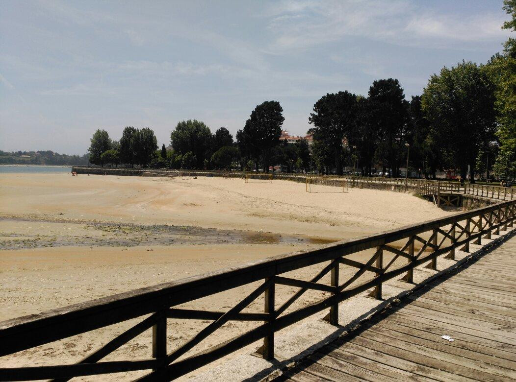 Playa de O Xuncal景点图片