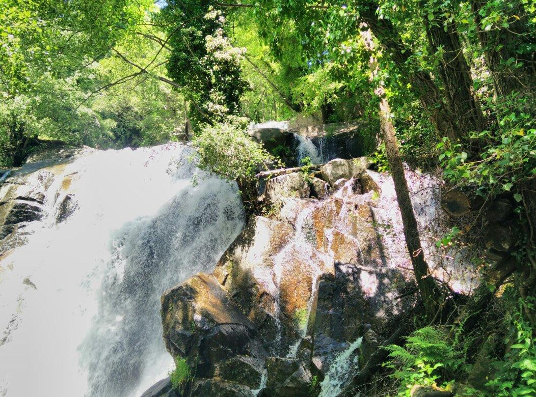 Cascadas de las Nogaledas景点图片