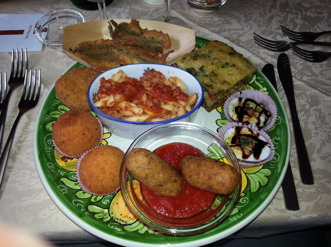 Raddusa餐馆和美食-Ristorante Vico San Barnabà