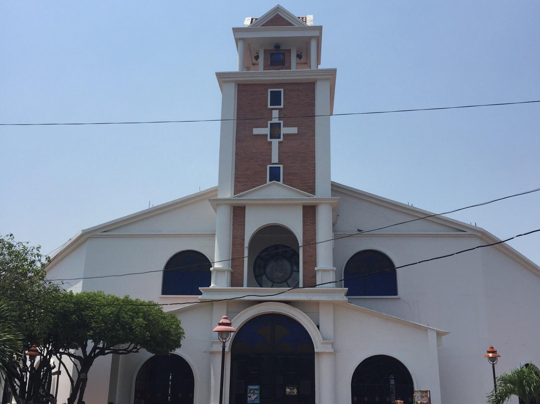 Parroquia Sagrada Familía-库库塔必去景点