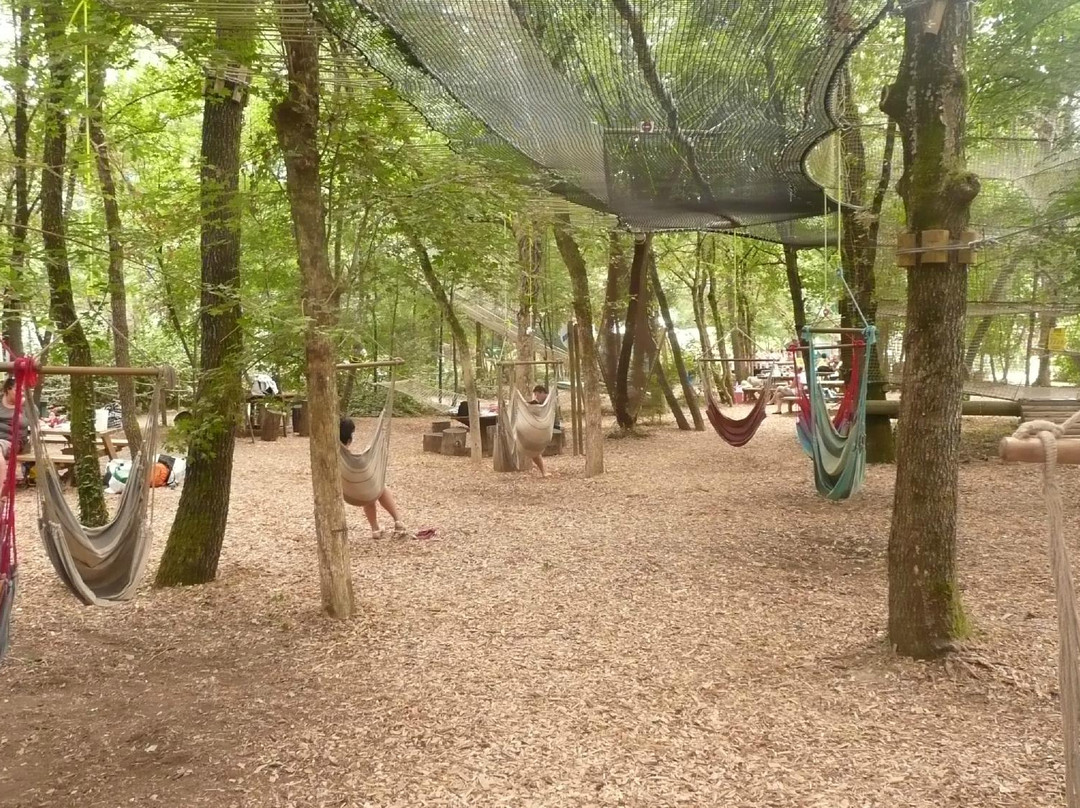 Le Bois des Lutins 06-卢贝新城必去景点