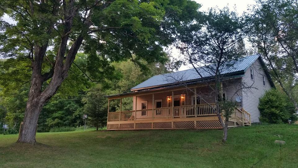 Wattles Inn