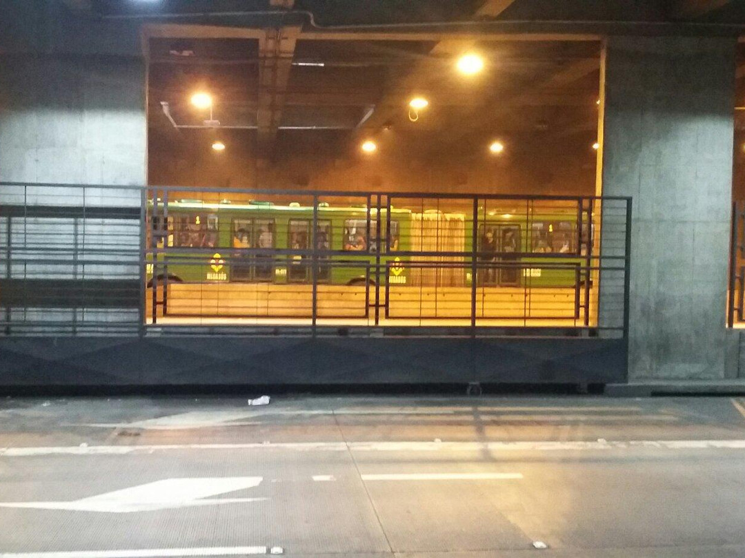 Megabus-佩雷拉必去景点