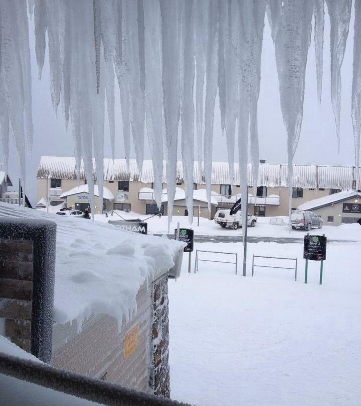 White Crystal Apartments主图