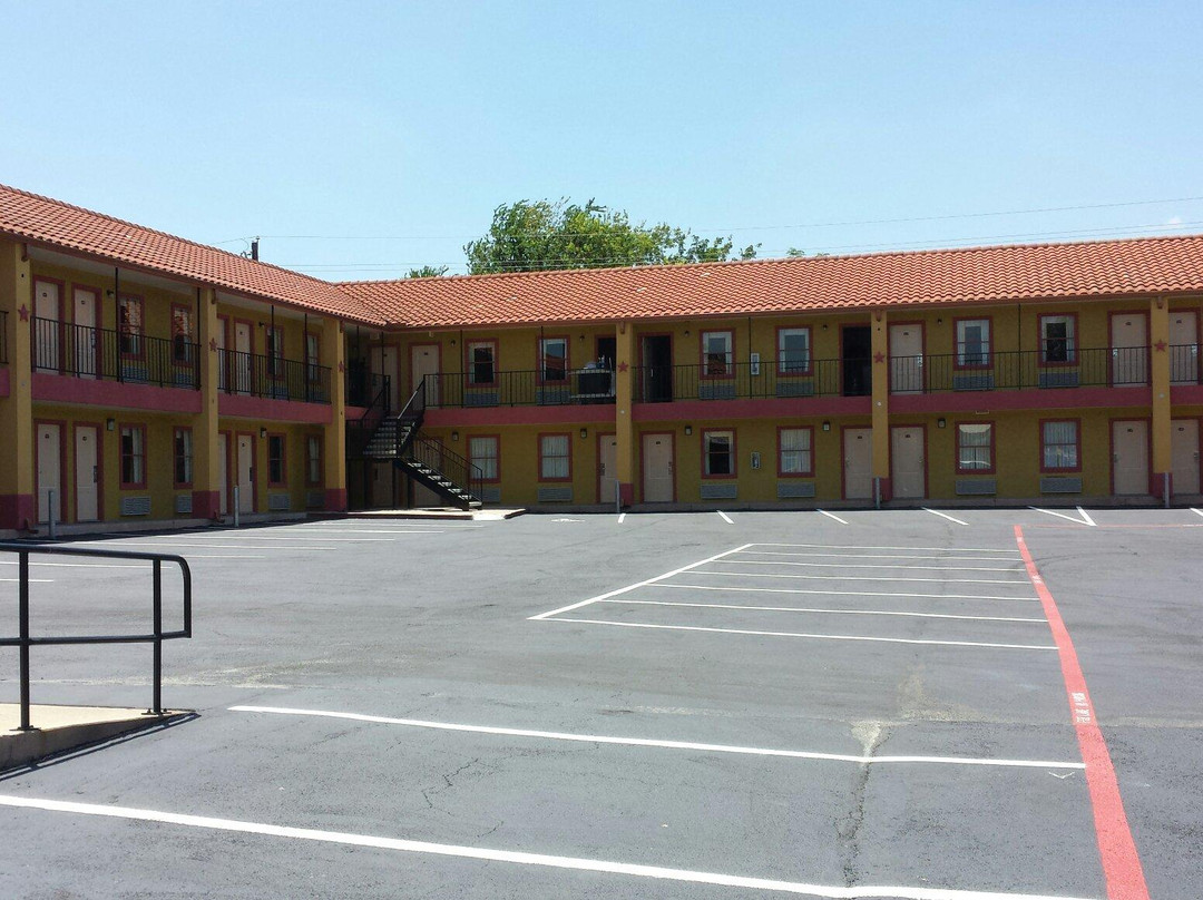 泰勒美国最有价值旅馆主图