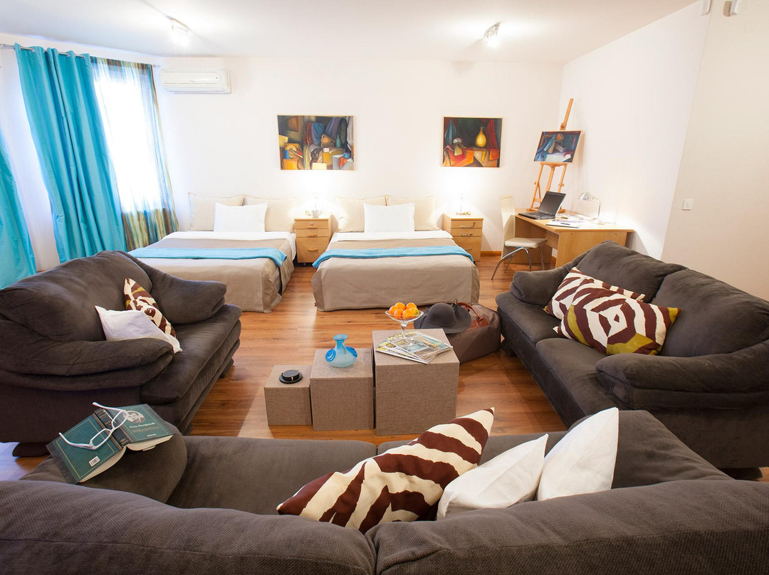 Lux Apartments