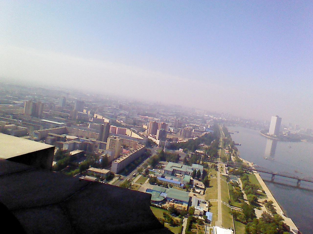 Juche Tower-平壤必去景点