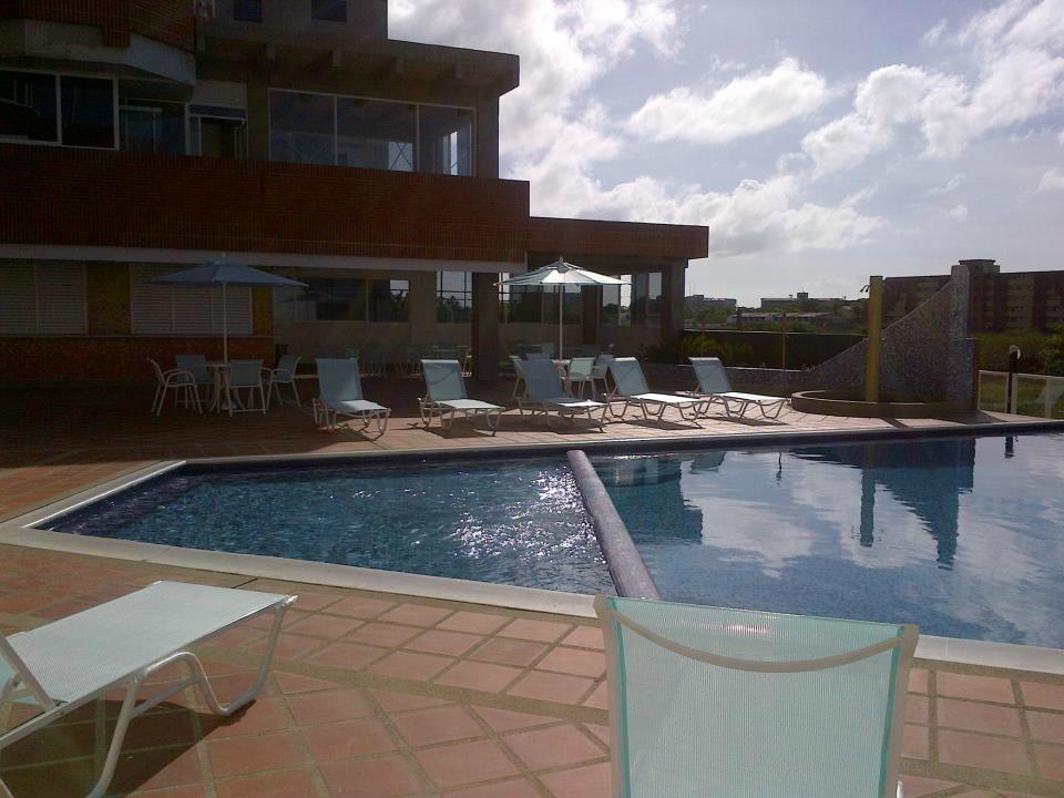AB Beach Hotel Higuerote-泳池