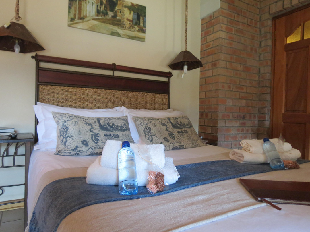 Home From Home主图