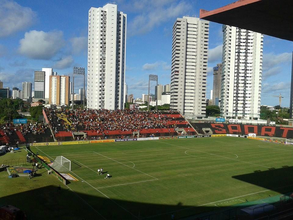Estadio Adelmar da Costa Carvalho景点图片