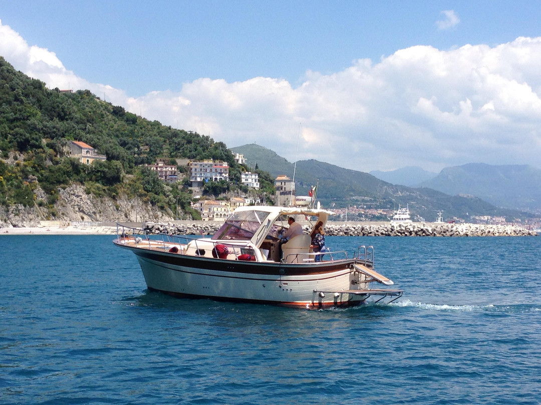 Blu Mediterraneo sas Noleggio Barche , Itinerari Turistici景点图片