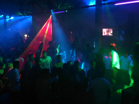 Den Glade Viking-晴滩必去景点