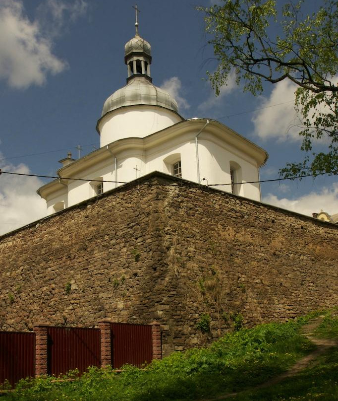 Saint Pokrova Church-Buchach必去景点