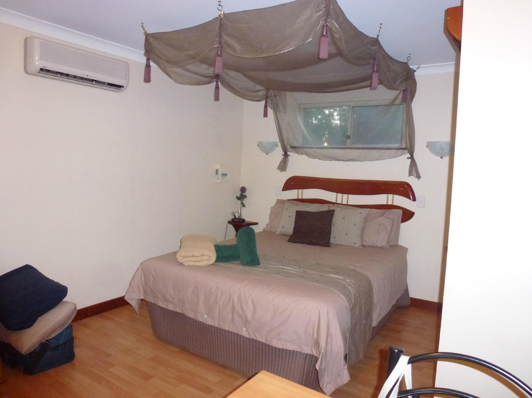 Dwellingup Chalets & Caravan Park