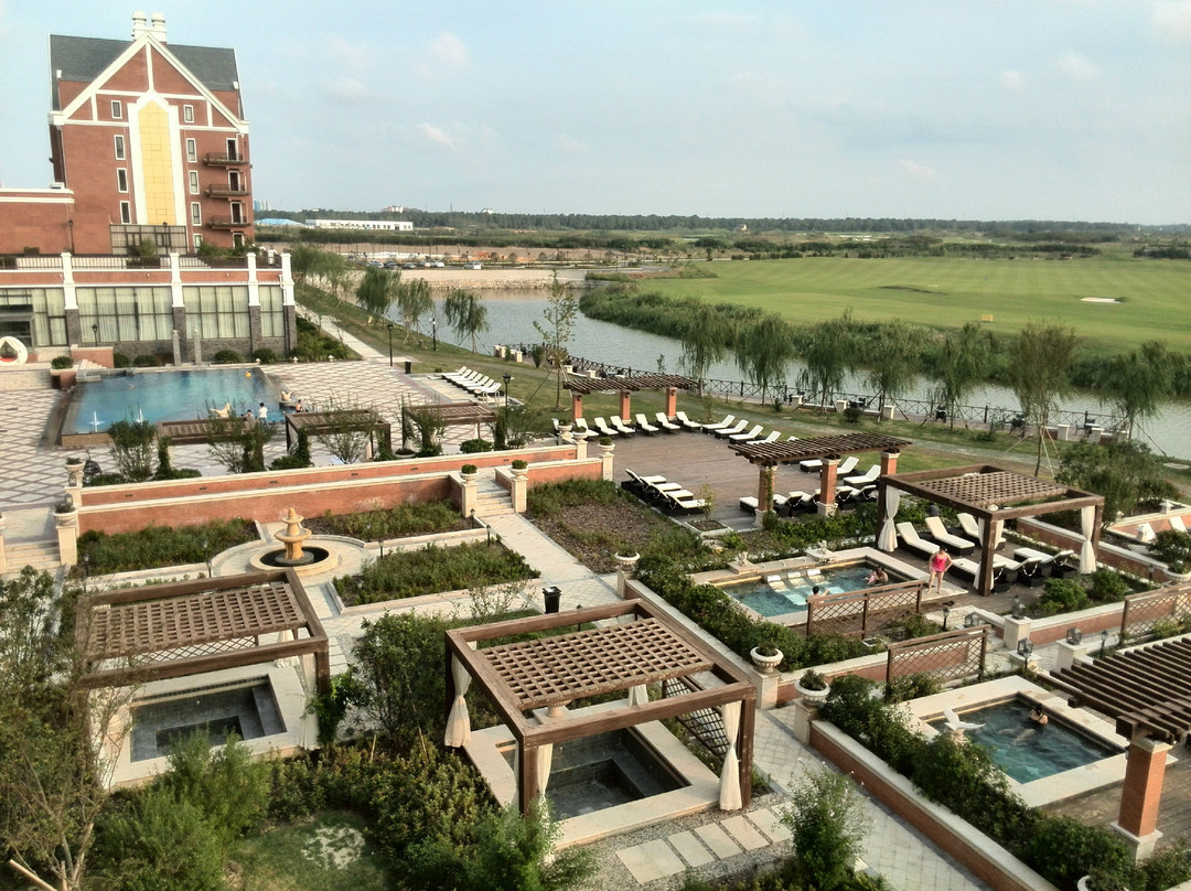 林克斯温泉酒店主图