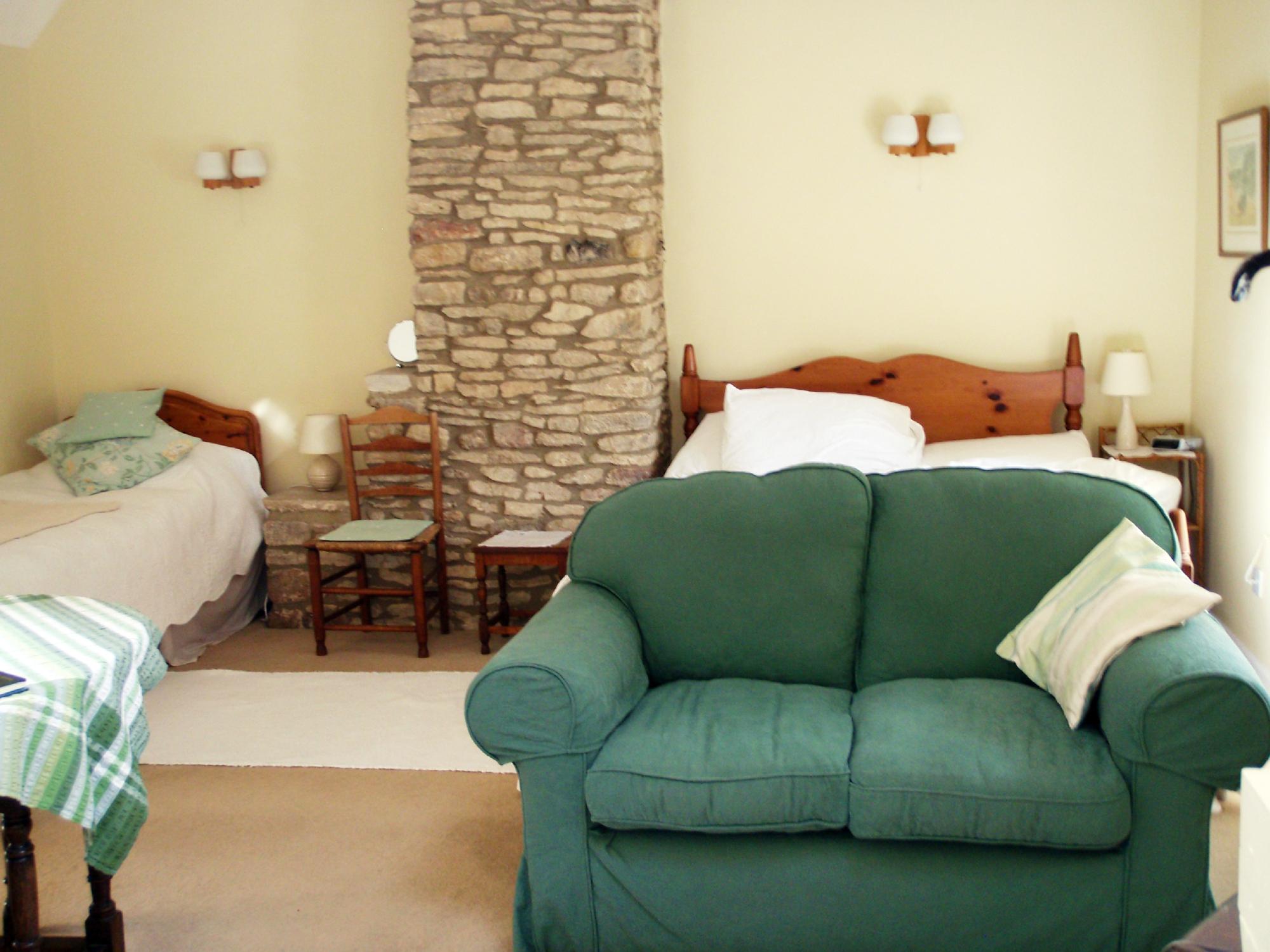Old Toms B&B-客卧