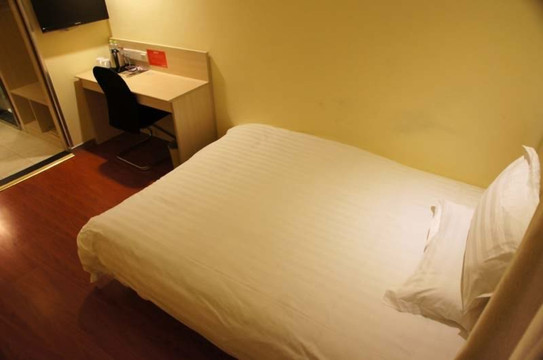 汉庭酒店(重庆观音桥步行街店)主图