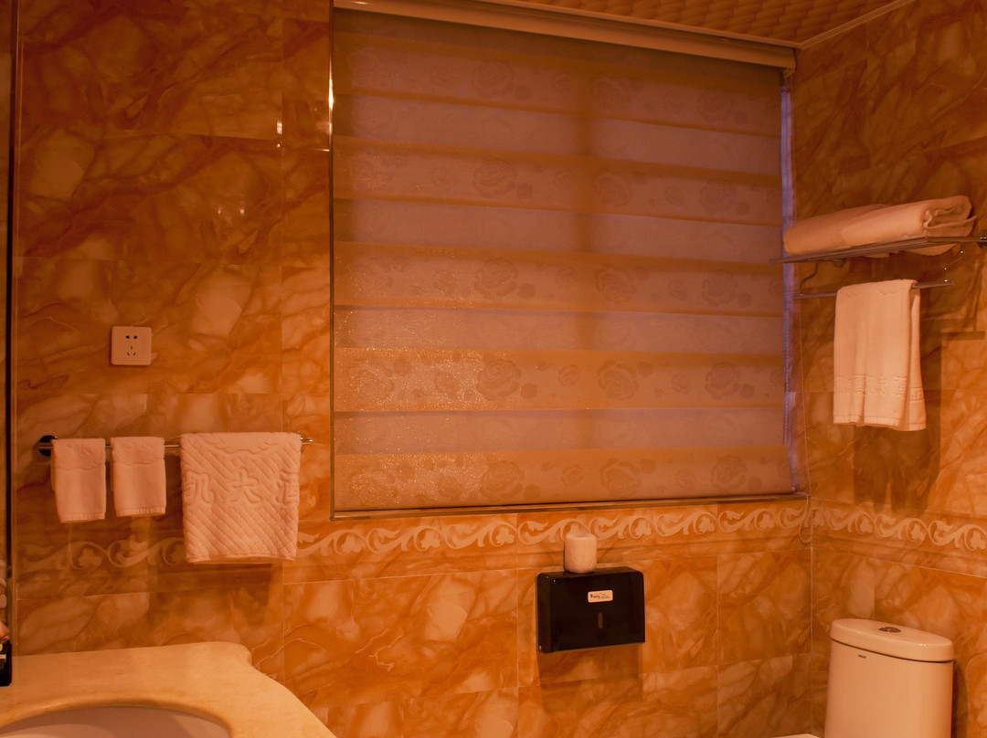 兴平盛凯大酒店主图