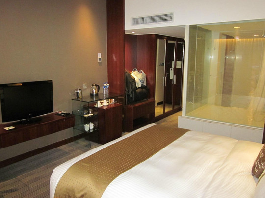 上海浦东假日酒店主图