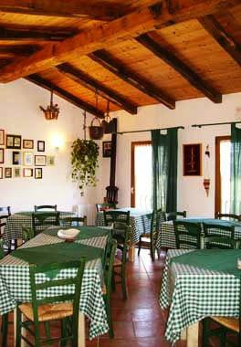Luogosanto餐馆和美食-Agriturismo Sole e Terra