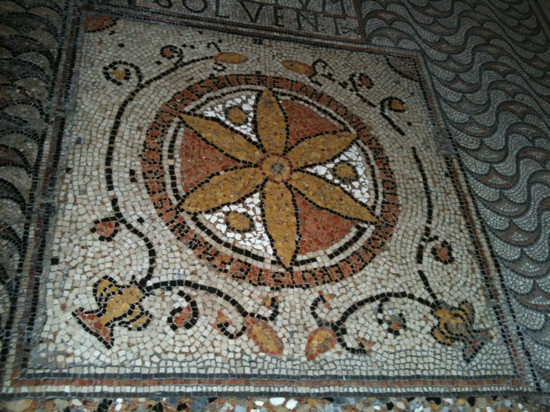 Basilica di Sant'Eufemia景点图片